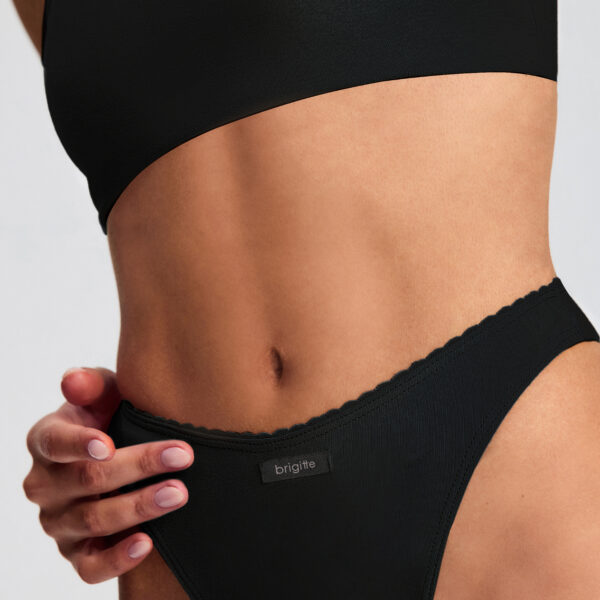 BRIGITTE 2424 CONJUNTO
