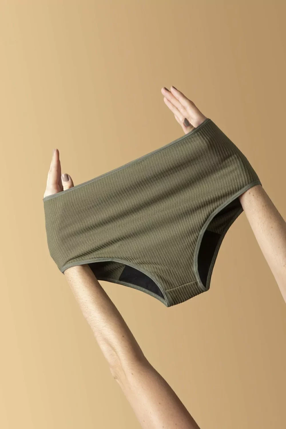 DOLCISIMA 922-03B BOMBACHA ALTA MENSTRUAL