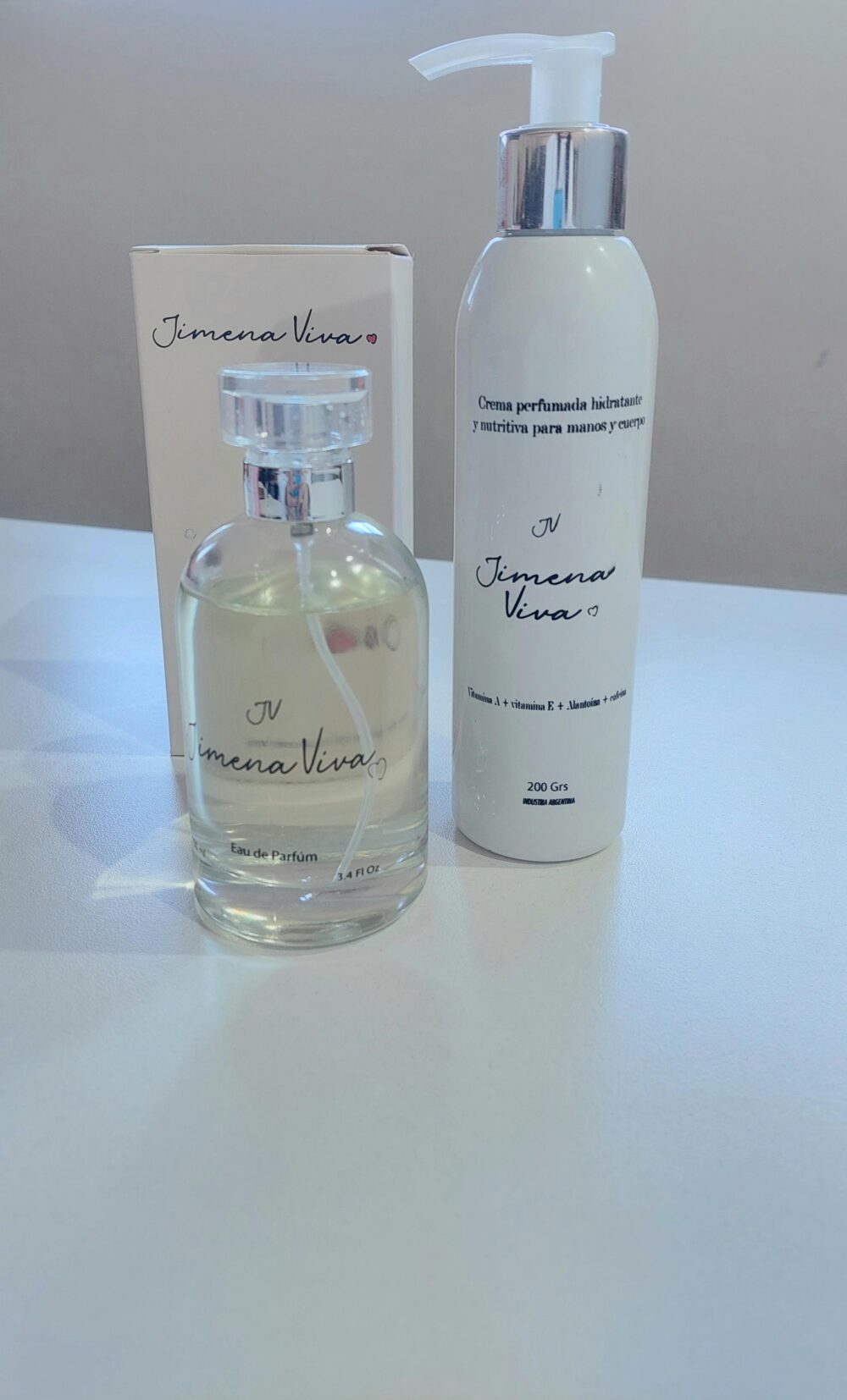 Jimena Viva🩷 Crema Hidratante 200grs - Imagen 2