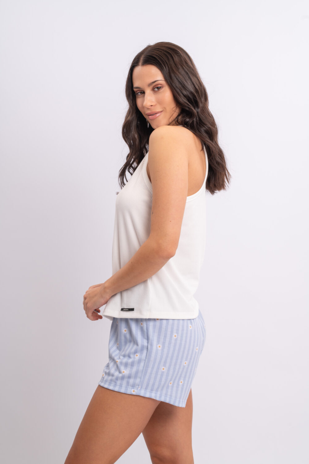 DOLCISIMA 1524L SHORT RAYADO CON MARGARITAS Y MUSCULOSA LISA - Imagen 4