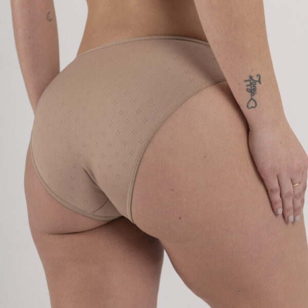 DOLCISIMA 928-05B UNIVERSAL CAVADA DE MICROFIBRA CALADA C/ MEDIA CINTURA AMERICANA - Linea Nova